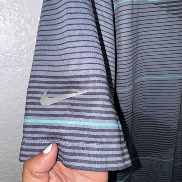 Nike Golf Polo‎ Mens Medium Tour Performance Dri Fit Blue Striped Outdoor Casual - Picture 3 of 12